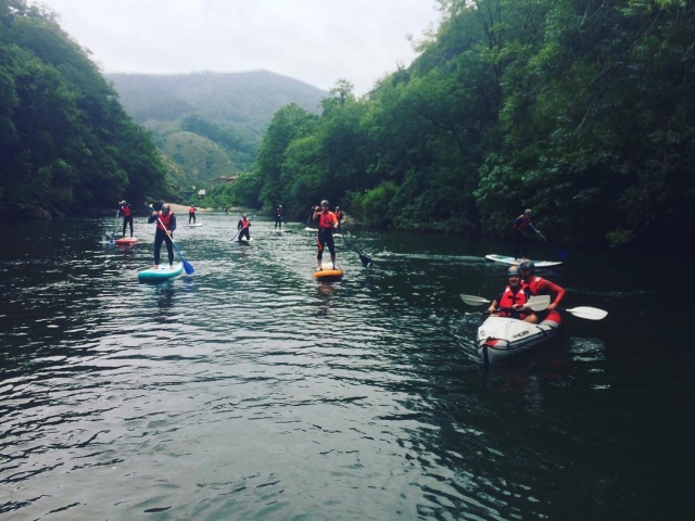  Stand Up Paddle on the river 