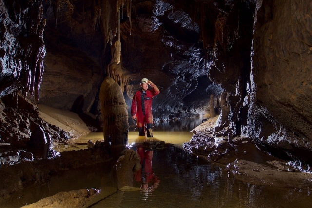  Descubrimiento de las cuevas de Haute -Garonna