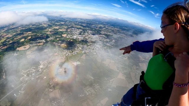  A pleasant surprise before the tandem jump 