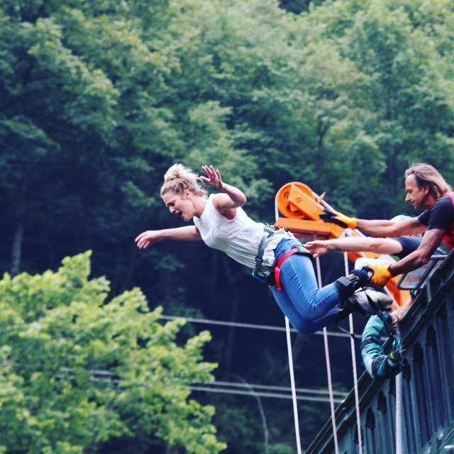  Thrills await you 