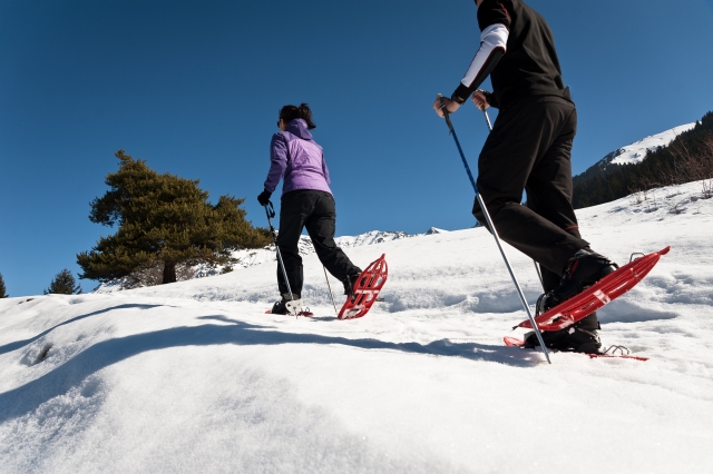 Racchette da neve nei Pirenei 