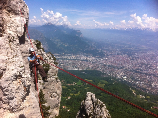 伊泽尔省的 Via Corda 