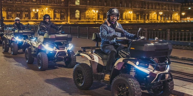  Night discovery ride in the heart of Paris 