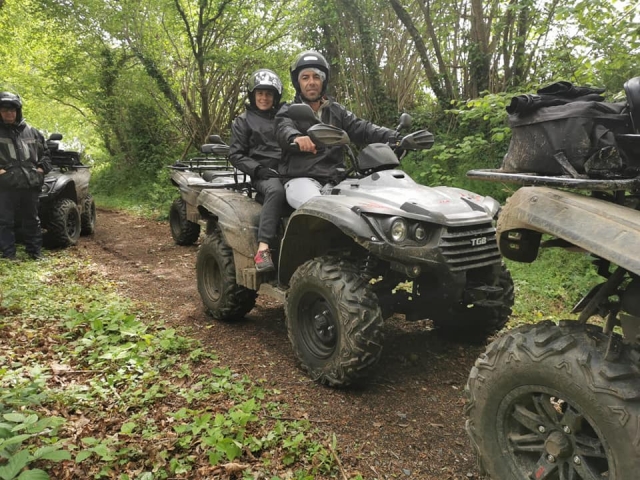  Quad de dois lugares 