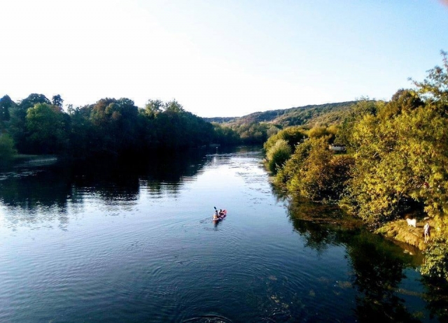  Gita in canoa nell'Yonne 