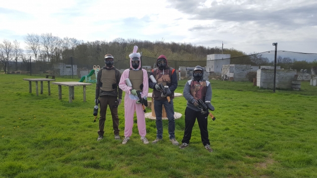  Festa di paintball per addio al nubilato 