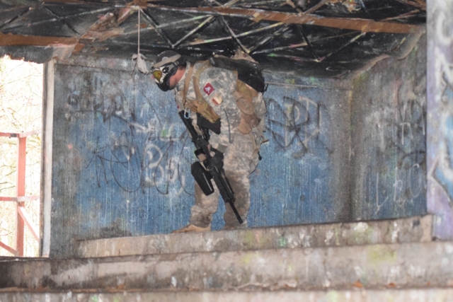  开始游戏的完美藏身处 