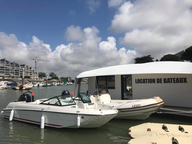 Alquiler de botes sin licencia 