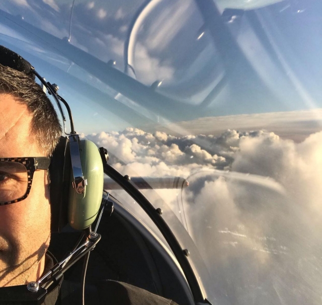 Au dessus des nuages