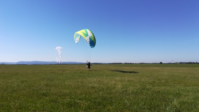  Aterrizaje en paramotor 