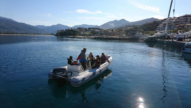 出租船到 Propriano