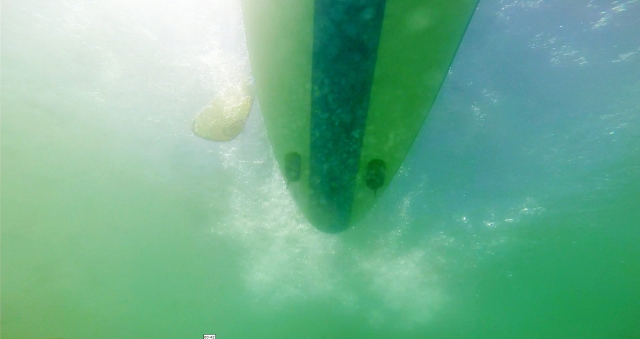  Vista desde debajo del agua 