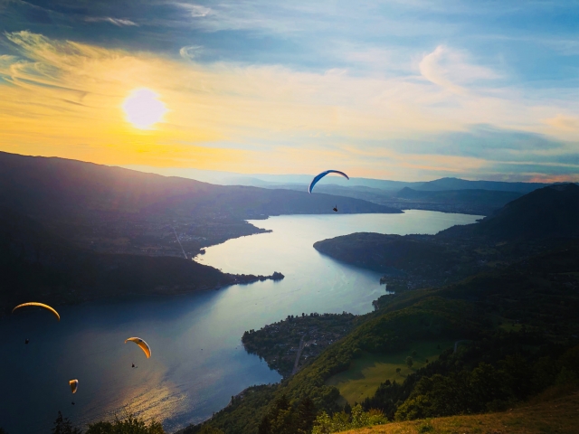  Paragliding in Annecy 