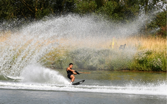  Wasserskifahren auf dem Lake Bonnet 