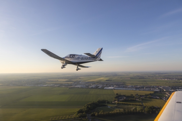 Vols en aéronefs depuis l'aéroport de Caen Carpiquet