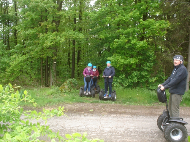  Family segway ride 