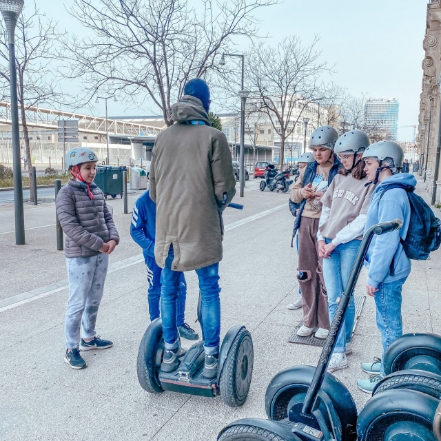  Diviértete a bordo de nuestros coches 