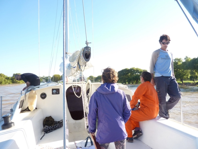  Grupo en un velero 