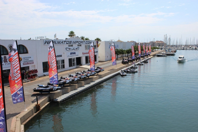  Our sea view leisure center