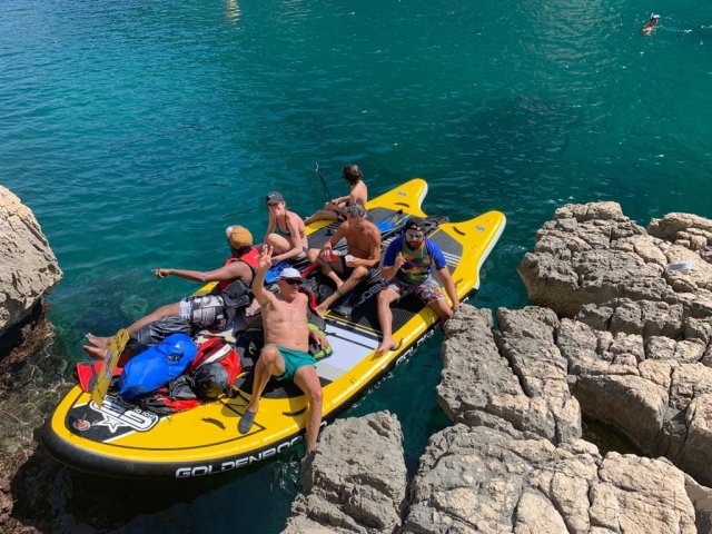  Remo gigante en las calas 