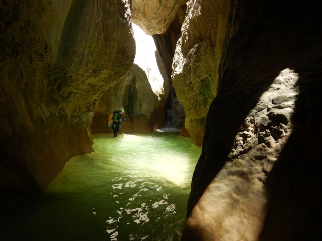 Geheime Ecken, die es beim Canyoning zu entdecken gilt 