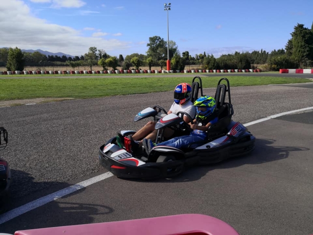  Two-seater kart for a session for two 