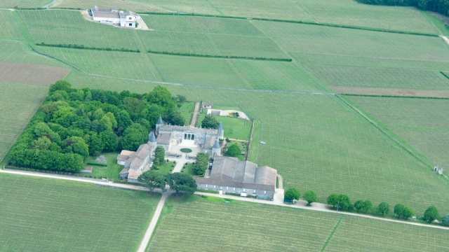  Himmelsansicht der Landschaften der Gironde. 