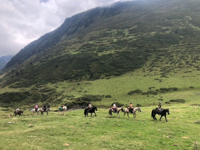  Equestrian caminata en Bagnères de Bigorre -9999- Magnífico panorama des Hautes -Pynées 