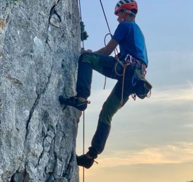  activity -climbing-ardeche-05 