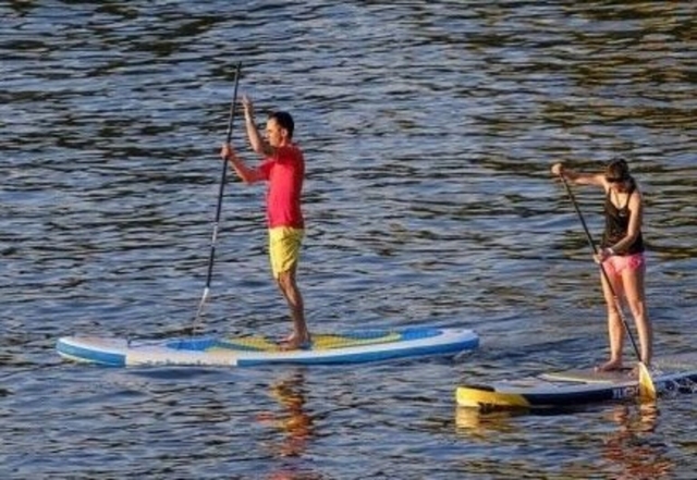 Paddelsurf-Aktivität in der Nähe von Montpellier