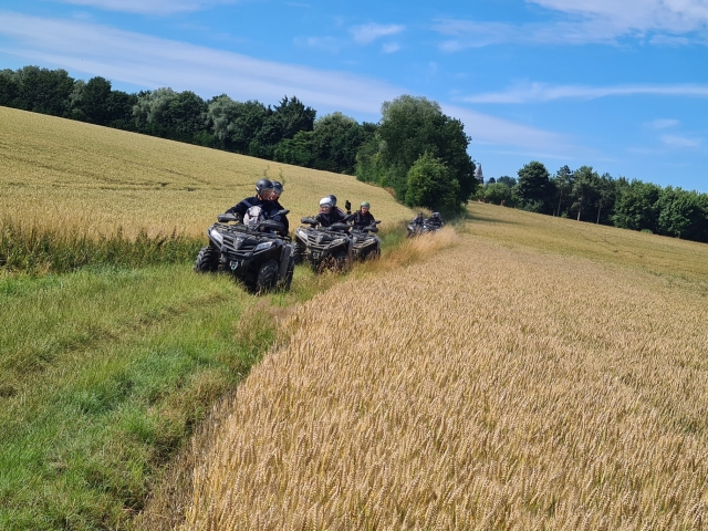 Discovery of rural landscapes by quad in Arras 