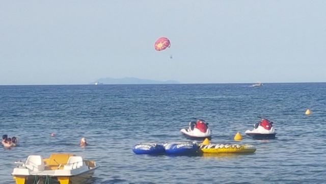  Towed buoy in Bastia 