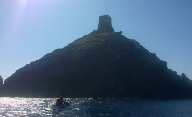  Jet ski session surrounded by landscape sublime 