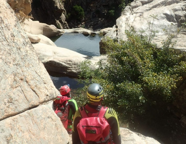  Piscinas naturales durante una excursión de barranquismo en Levens 