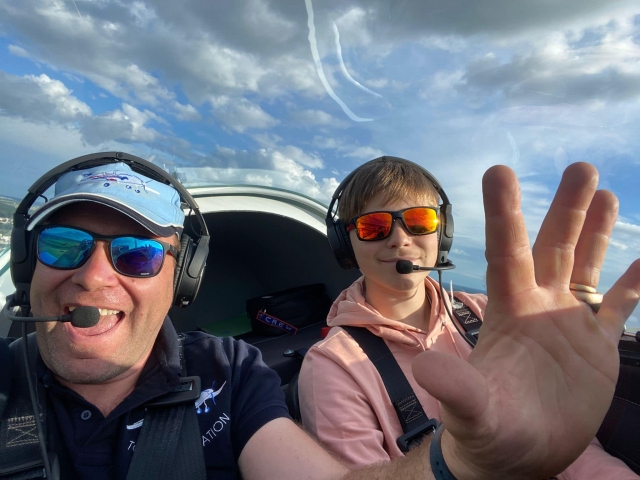  ULM baptism in the skies of Yvelines 