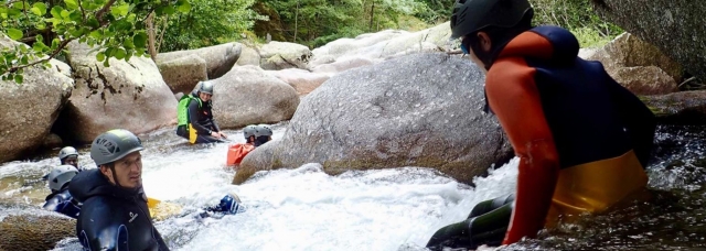 e-19766281-canyoning-pour-d-butant-et-exp-riment-167947947216794806411009.jpg