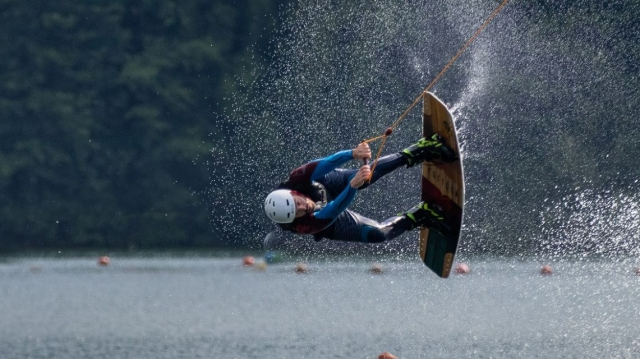 Perform your best wakeboard tricks!