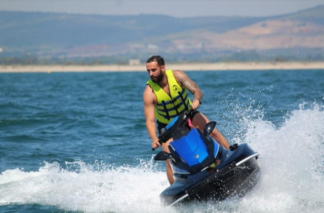 Louez un jet ski et explorez la côte méditerranéenne