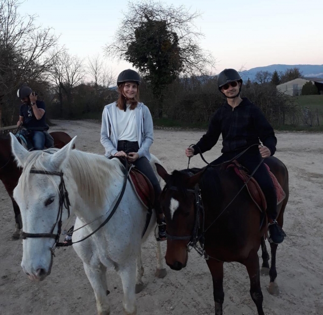  Pronto para andar a cavalo 