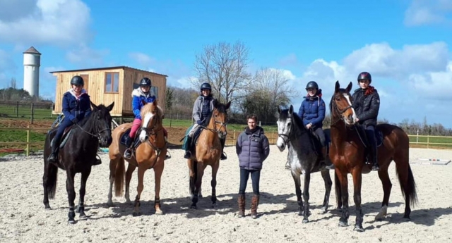  Clases de equitación con un instructor titulado