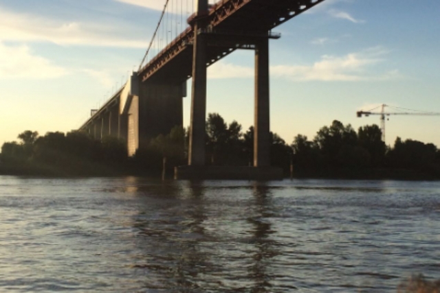  Segeln Sie auf der Garonne und entdecken Sie die Gironde 