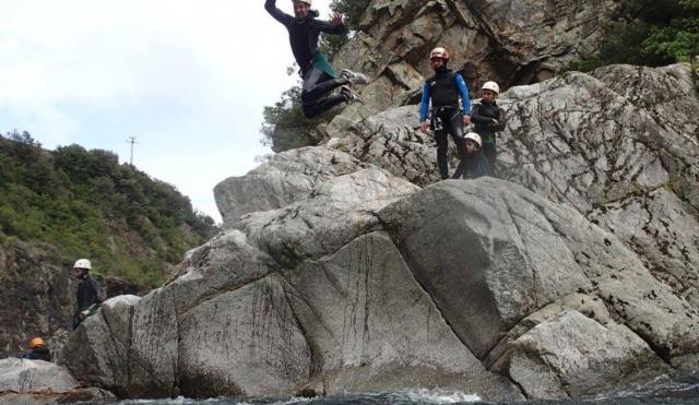 Abseiltraining für unsere Canyoning-Session 