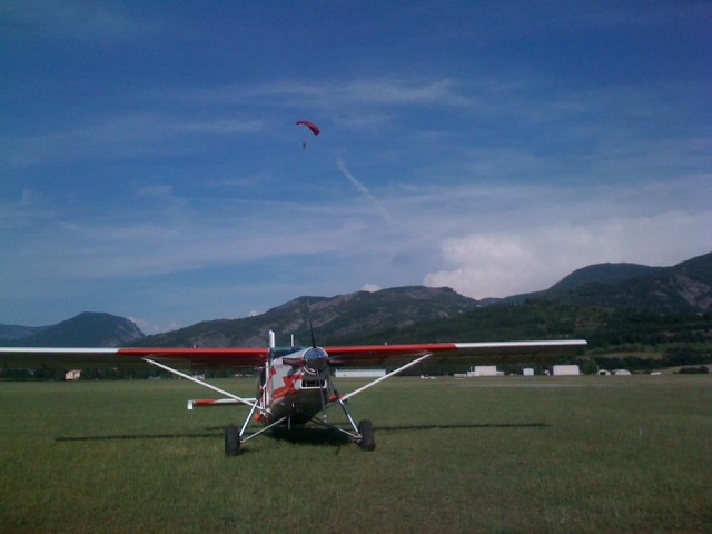  boarding area 