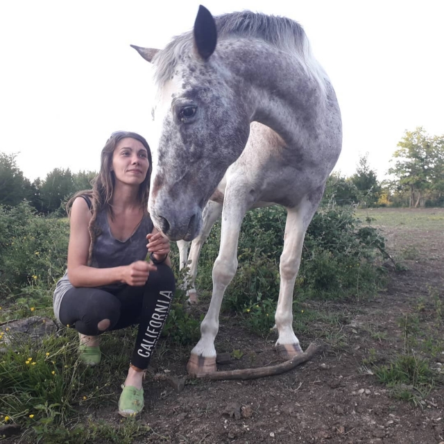  La nostra guida e la sua cavalcatura 