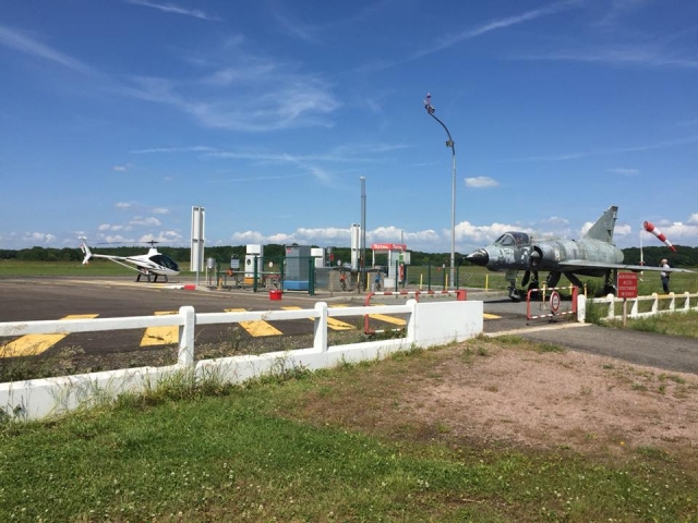 L'aérodrome d'Etampes - Mondésir