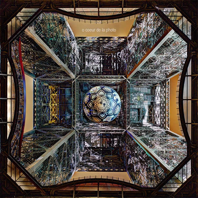  Visita la magnifica architettura degli interni della Torre Eiffel 