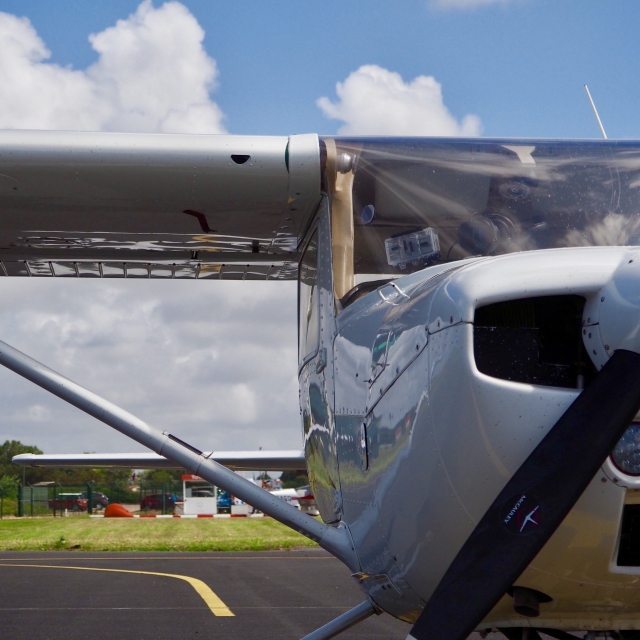  Eines unserer CESSNA F150-Flugzeuge 