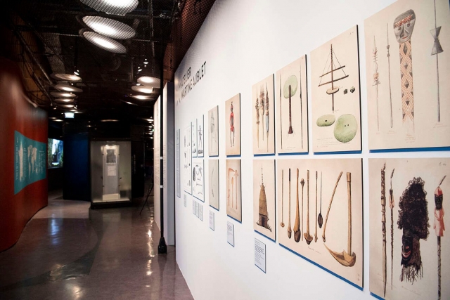  Stöbern Sie im Quai Branly Museum 