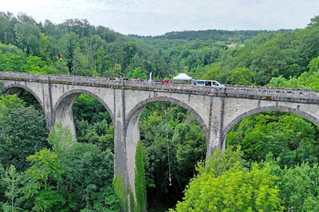  Das Plô -Viadukt in Occitania 