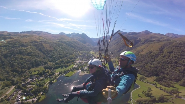  Erleben Sie die Empfindungen einer Gleitschirmtaufe Midi-Pyrénées 